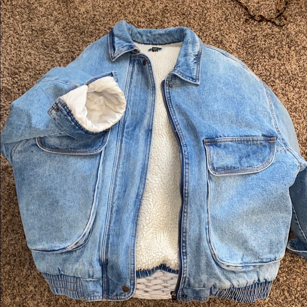 Oversized Sherpa-lined Bomber jacket